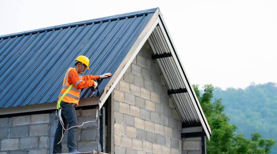 Professional gutter cleaning in Yulan, NY